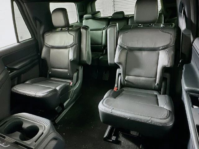 New 2026 Ford Expedition Platinum