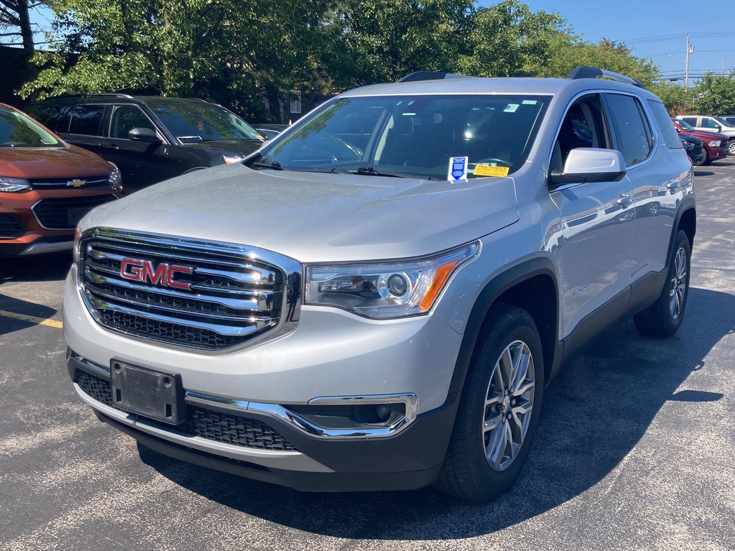Used 2019  GMC SLE-2 image 3
