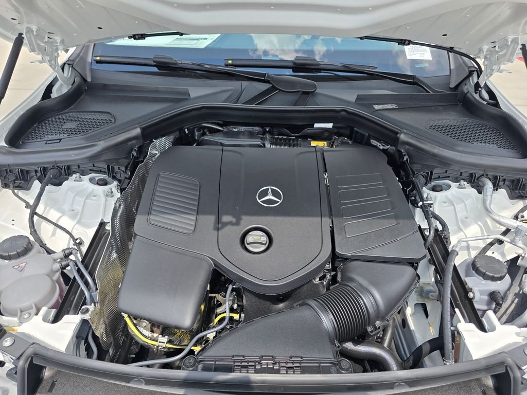 New 2026 Polar White Mercedes-Benz GLC 300 image 29
