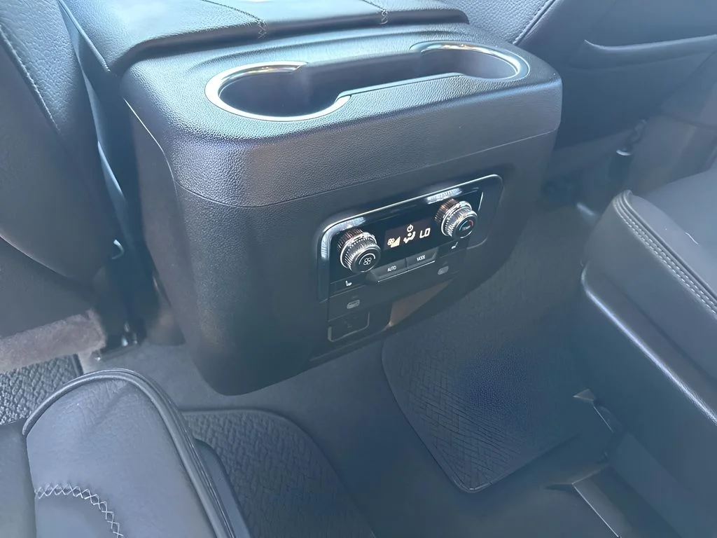 Used 2024 Black GMC Denali image 23
