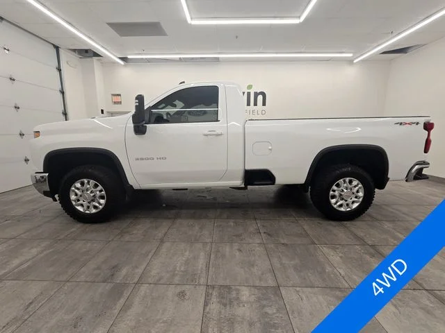 Used 2024 Summit White Chevrolet LT image 2