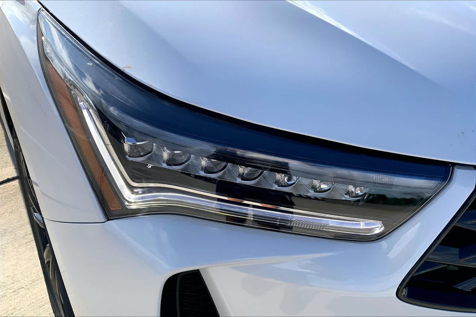 New 2026 Platinum White Pearl Acura  image 13