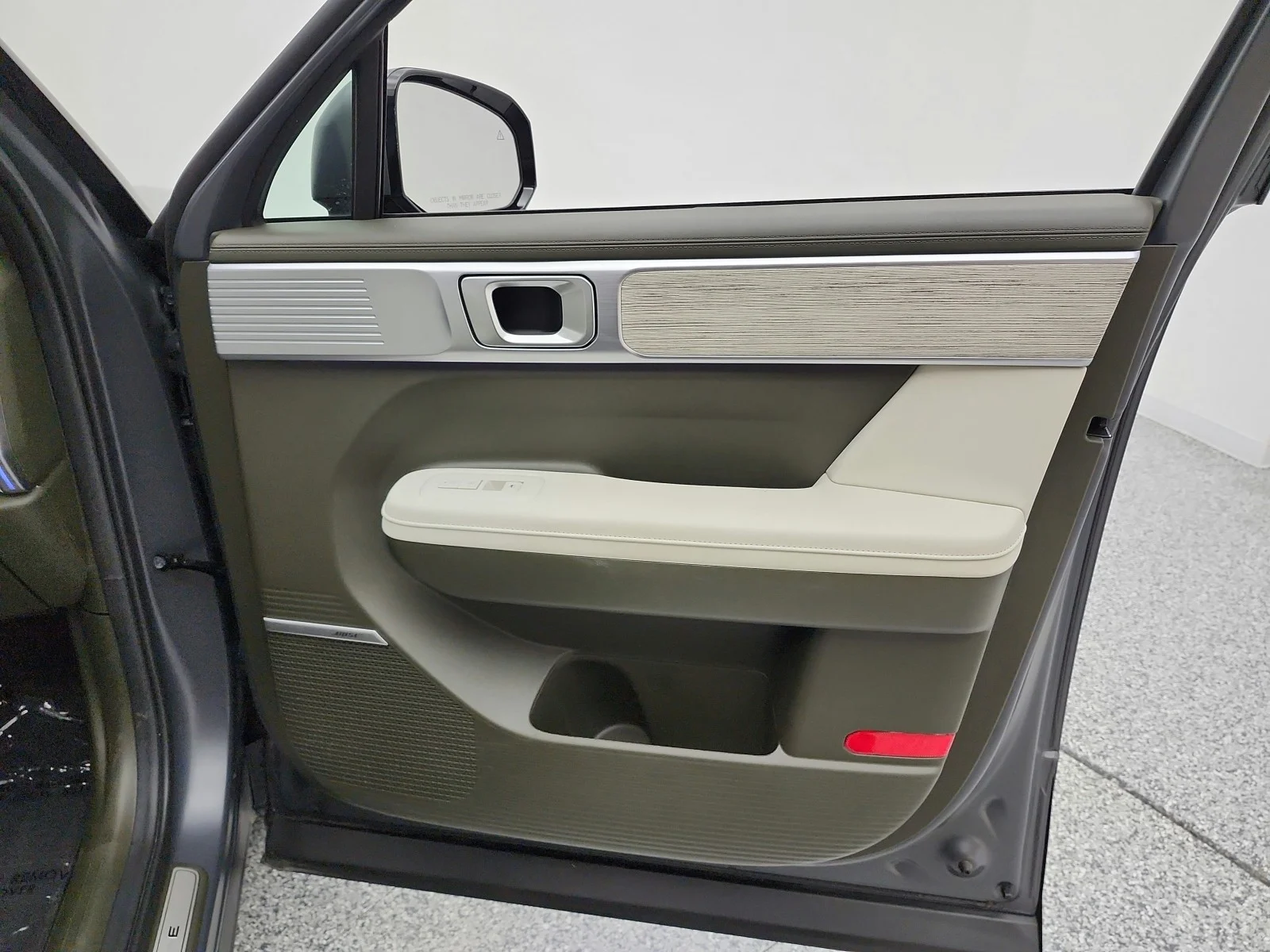 Used 2025 Ecotronic Gray Matte Hyundai Calligraphy AWD image 21