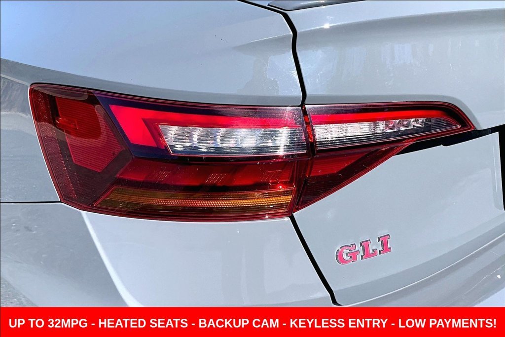 Used 2019  Volkswagen 2.0T S image 28
