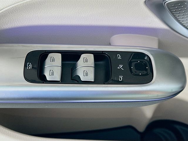 New 2026 Polar White Mercedes-Benz C 300 image 49