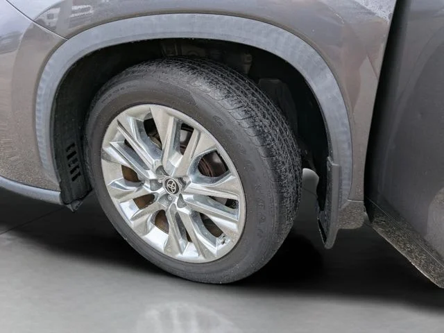 Used 2021 Gray Toyota Limited image 35