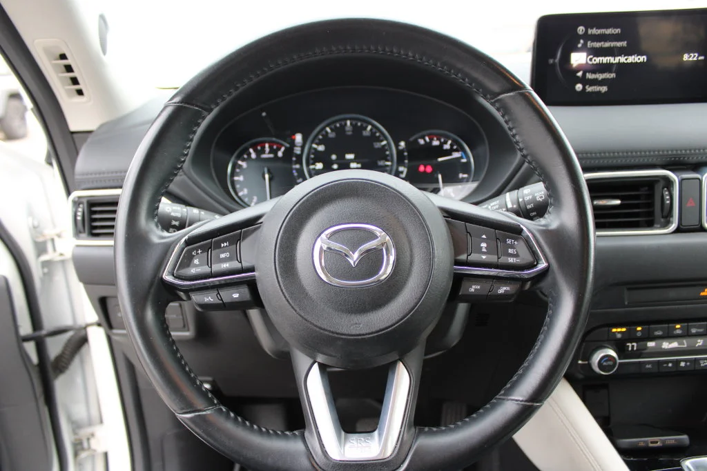 Used 2021 White Mazda Grand Touring image 29