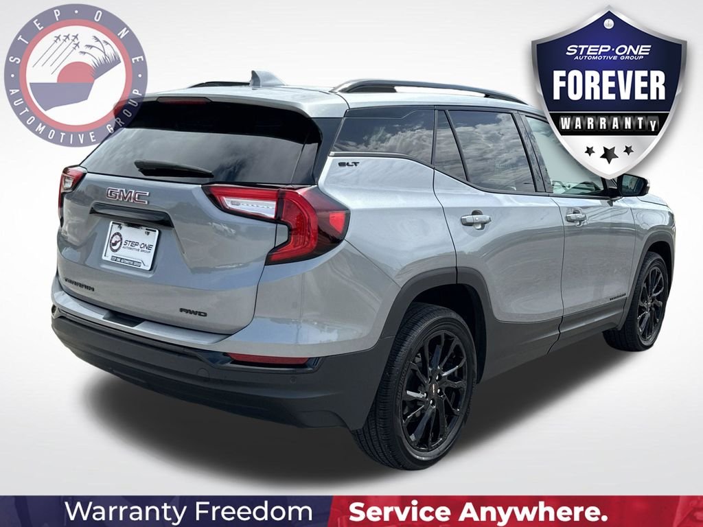 Used 2024 Silver GMC SLT image 7