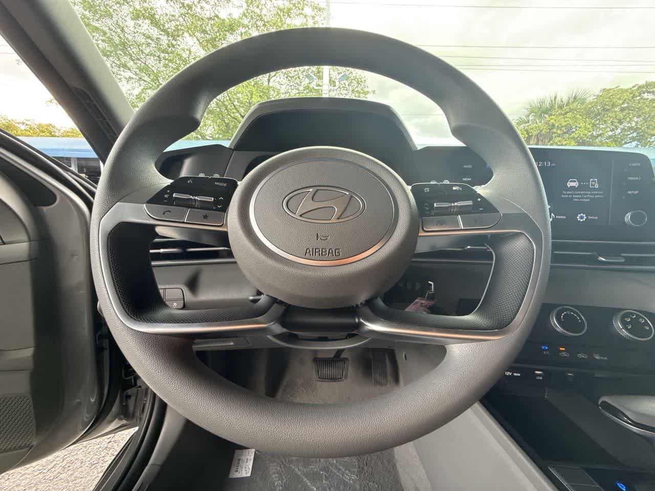 New 2026 Fluid Metal Hyundai SE image 44