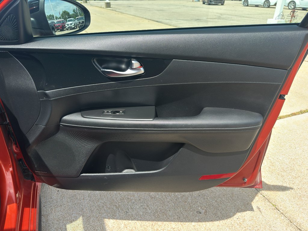 Used 2022 Fire Orange Kia GT-Line image 28