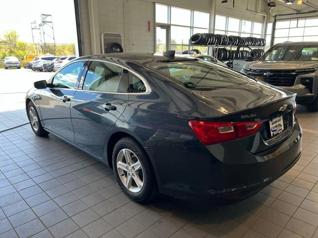 Used 2020 Shadow Gray Metallic Chevrolet LS image 8