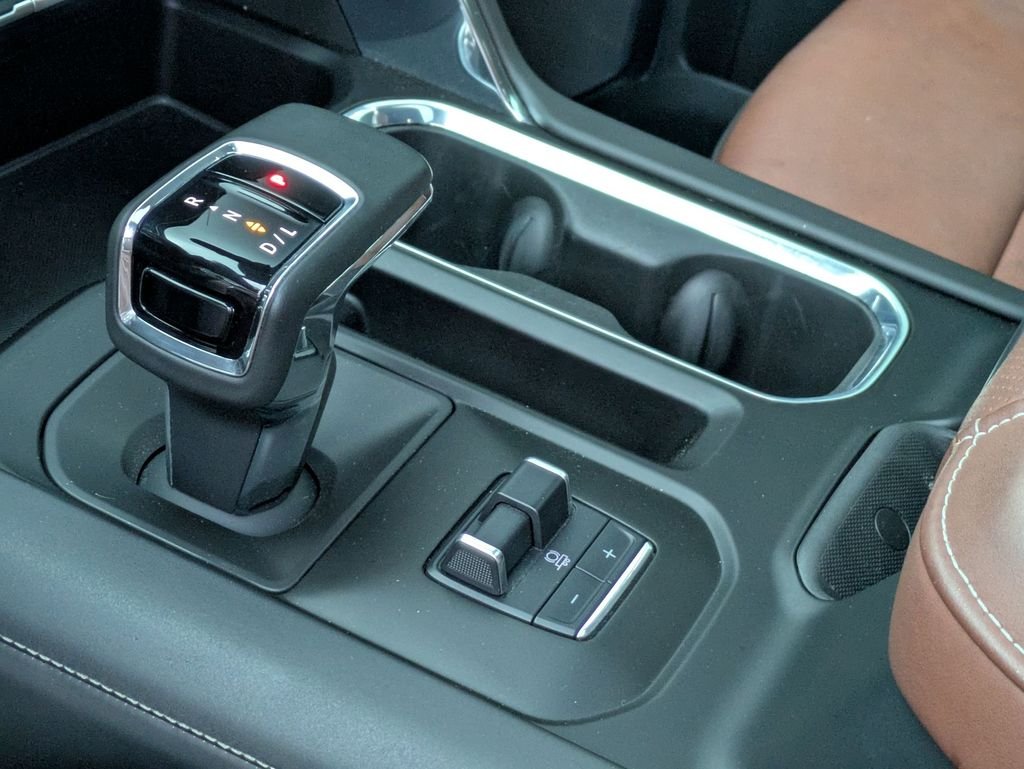 Used 2024 Silver GMC Denali Ultimate image 18