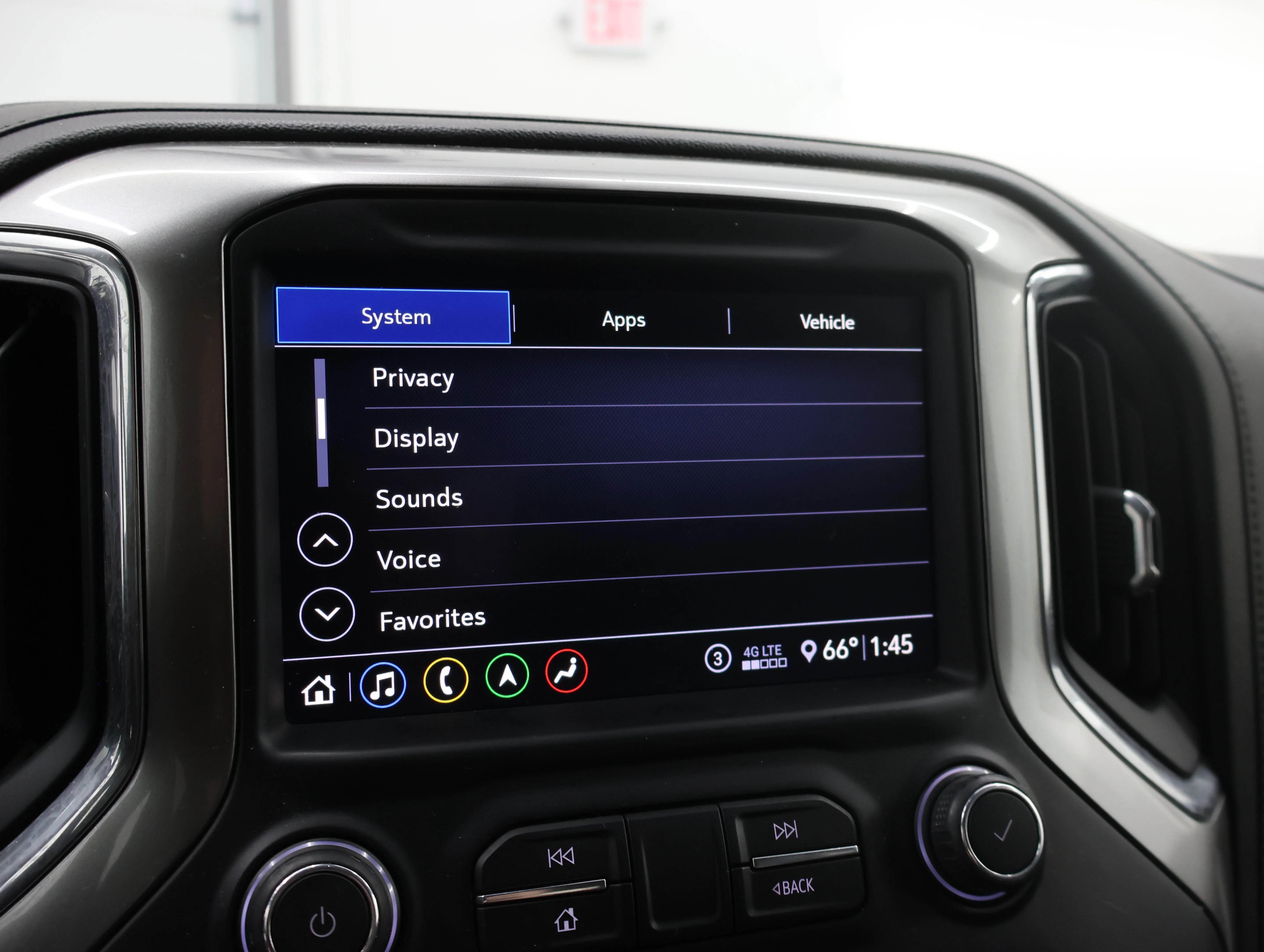 Used 2020 Black Chevrolet LTZ image 65
