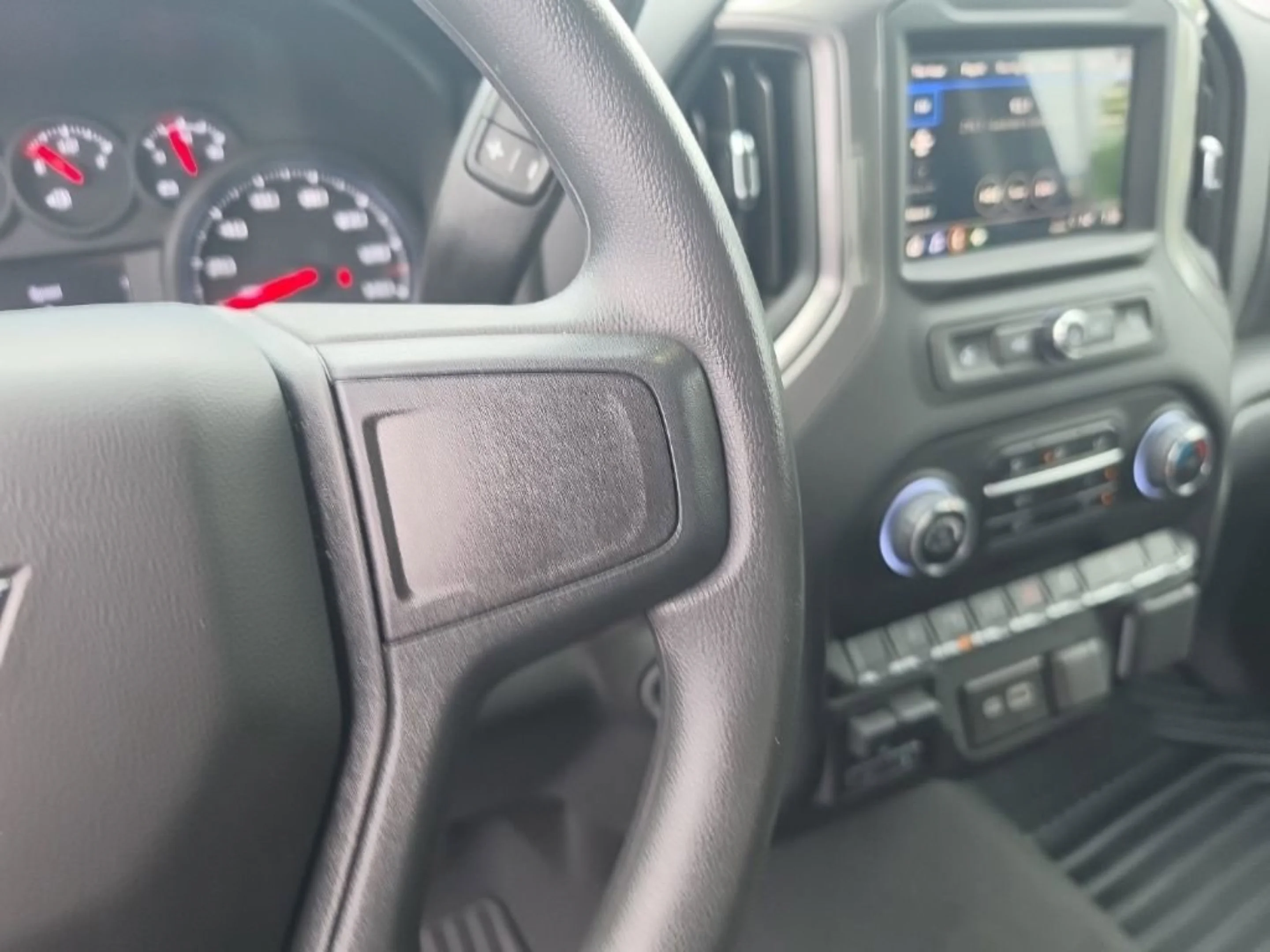 Used 2025 Slate Gray Metallic Chevrolet Custom image 16