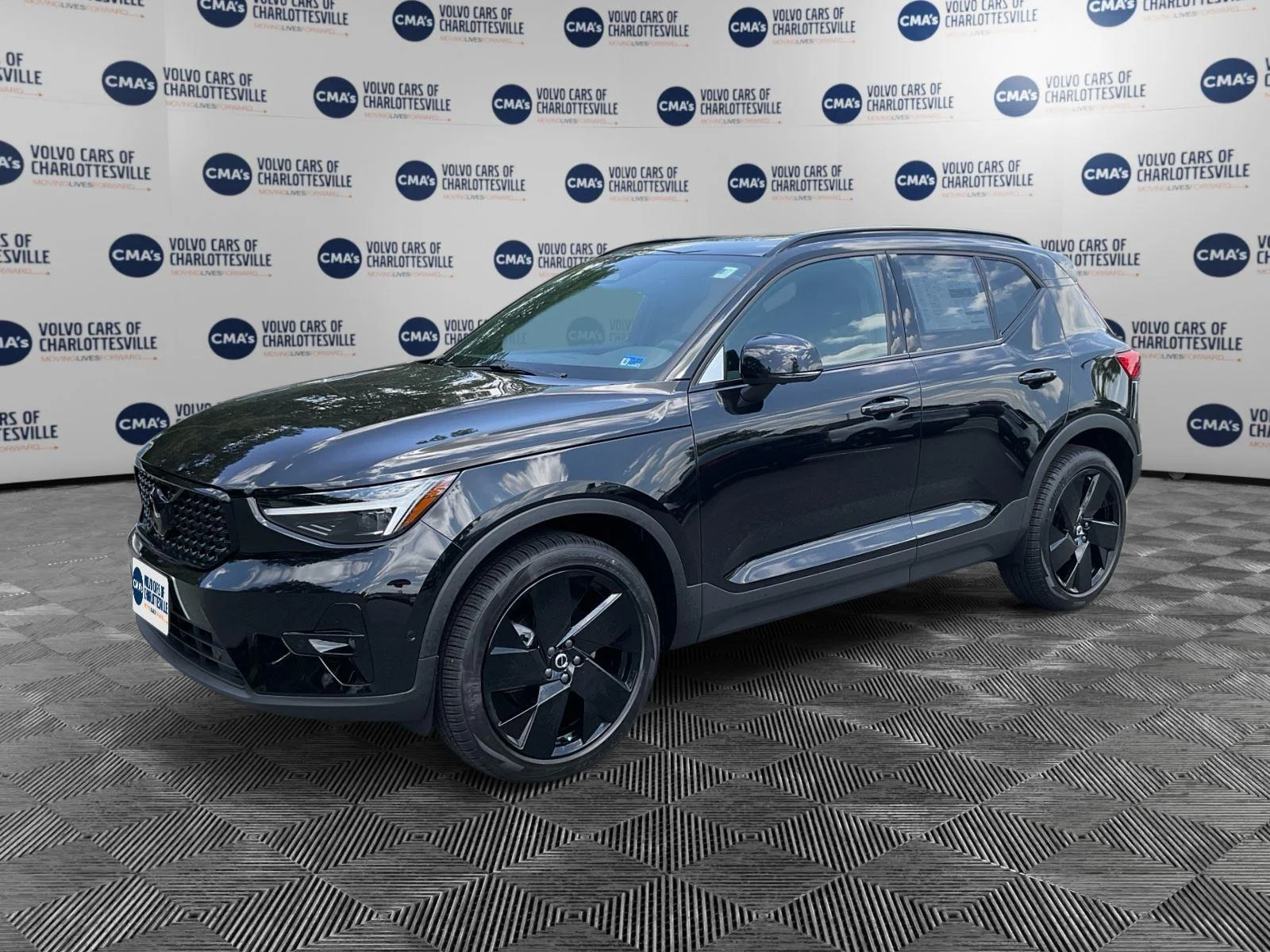 2026 Volvo XC40 B5 Ultra Ultra Black Edition AWD's photo