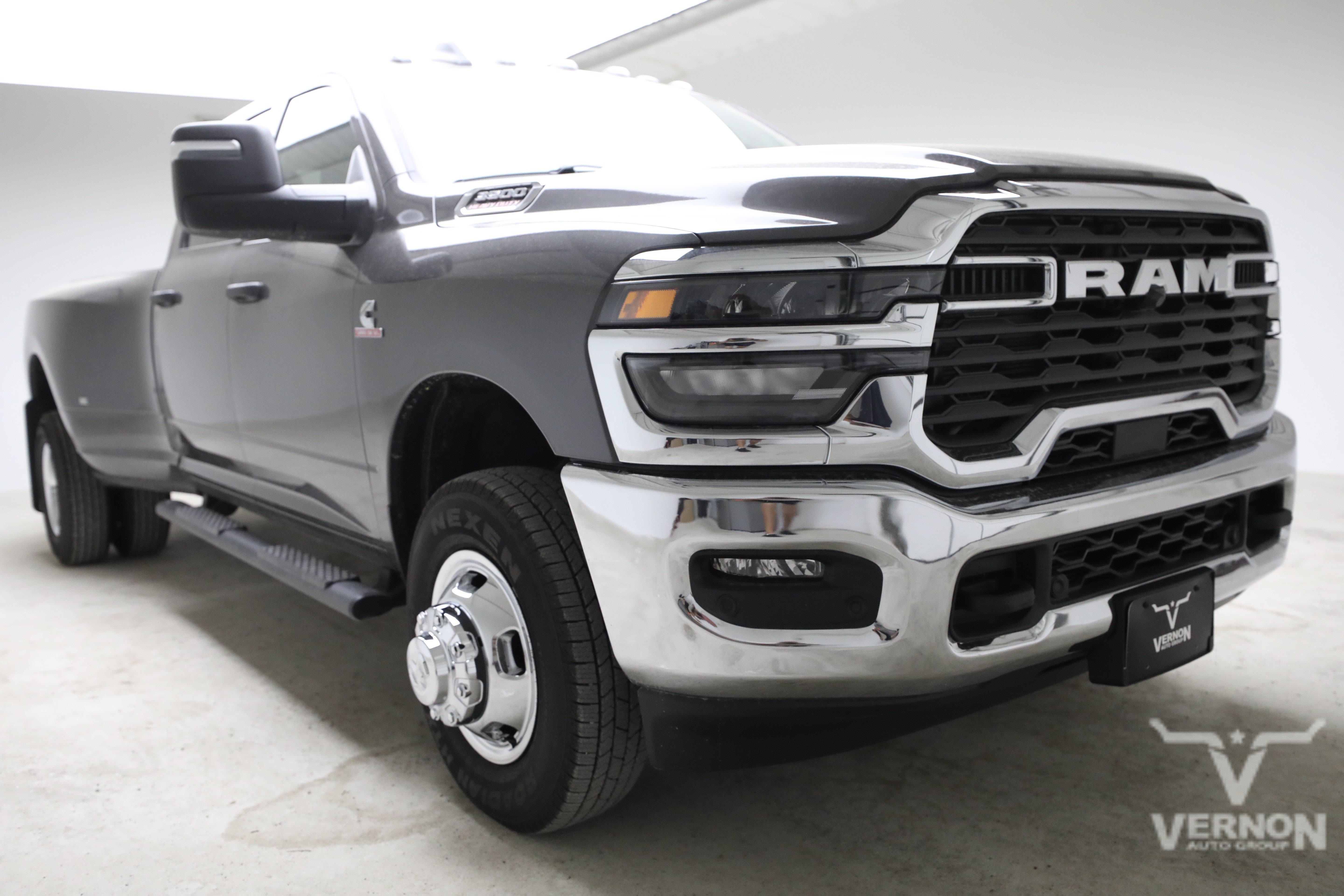 New 2026 Granite Crystal Metallic Clearcoat Ram N image 7