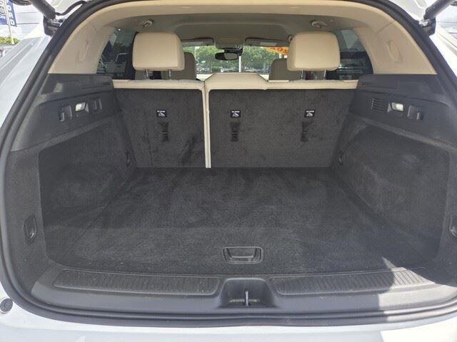 Used 2023 Summit White Buick Preferred image 28