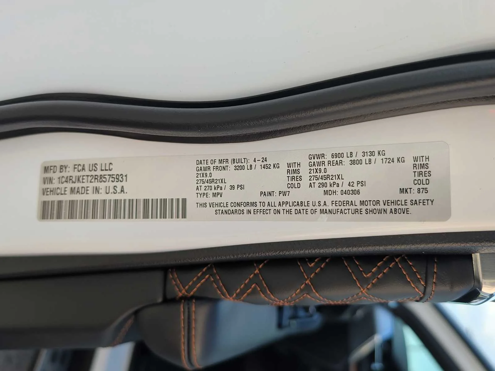 Used 2024 Bright White Clearcoat Jeep Summit Reserve image 39
