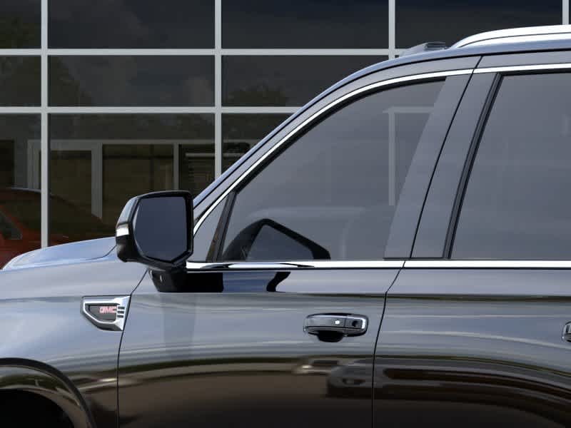 2026 GMC Yukon Denali - Photo 12