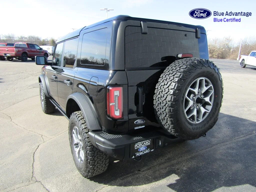 Certified Used 2025 Shadow Black Ford Badlands image 3