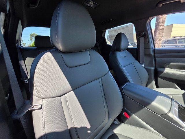 2025 Hyundai Santa Cruz SEL - Photo 11