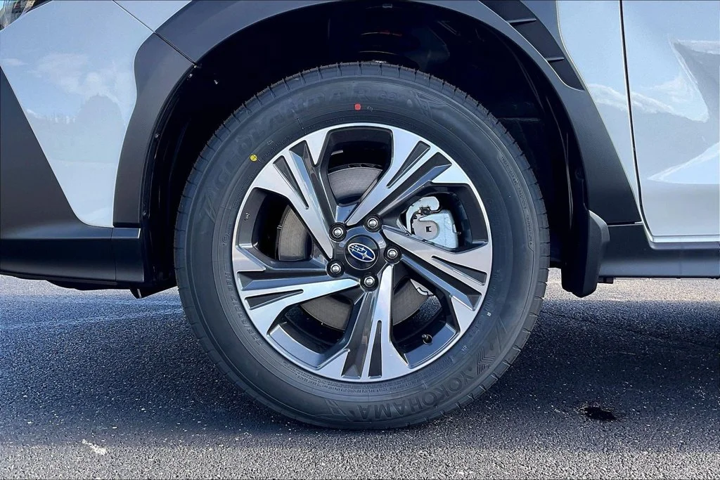 New 2026 CRYSTAL WHITE PEARL Subaru Premium image 12