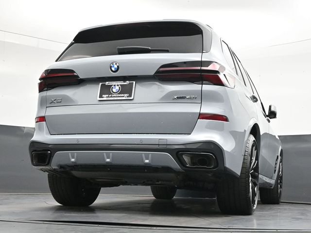 Used 2026 Gray BMW xDrive40i image 31