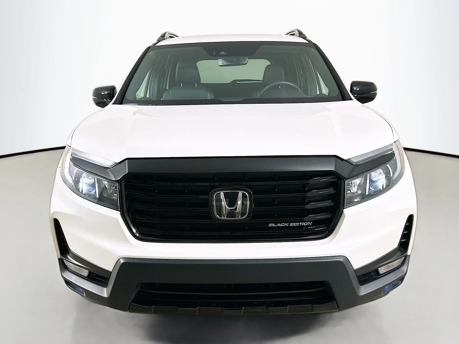 Used 2024 White Honda  image 2
