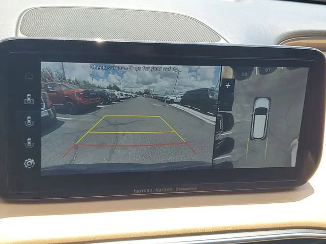 Used 2022 Blue Hyundai Calligraphy image 18