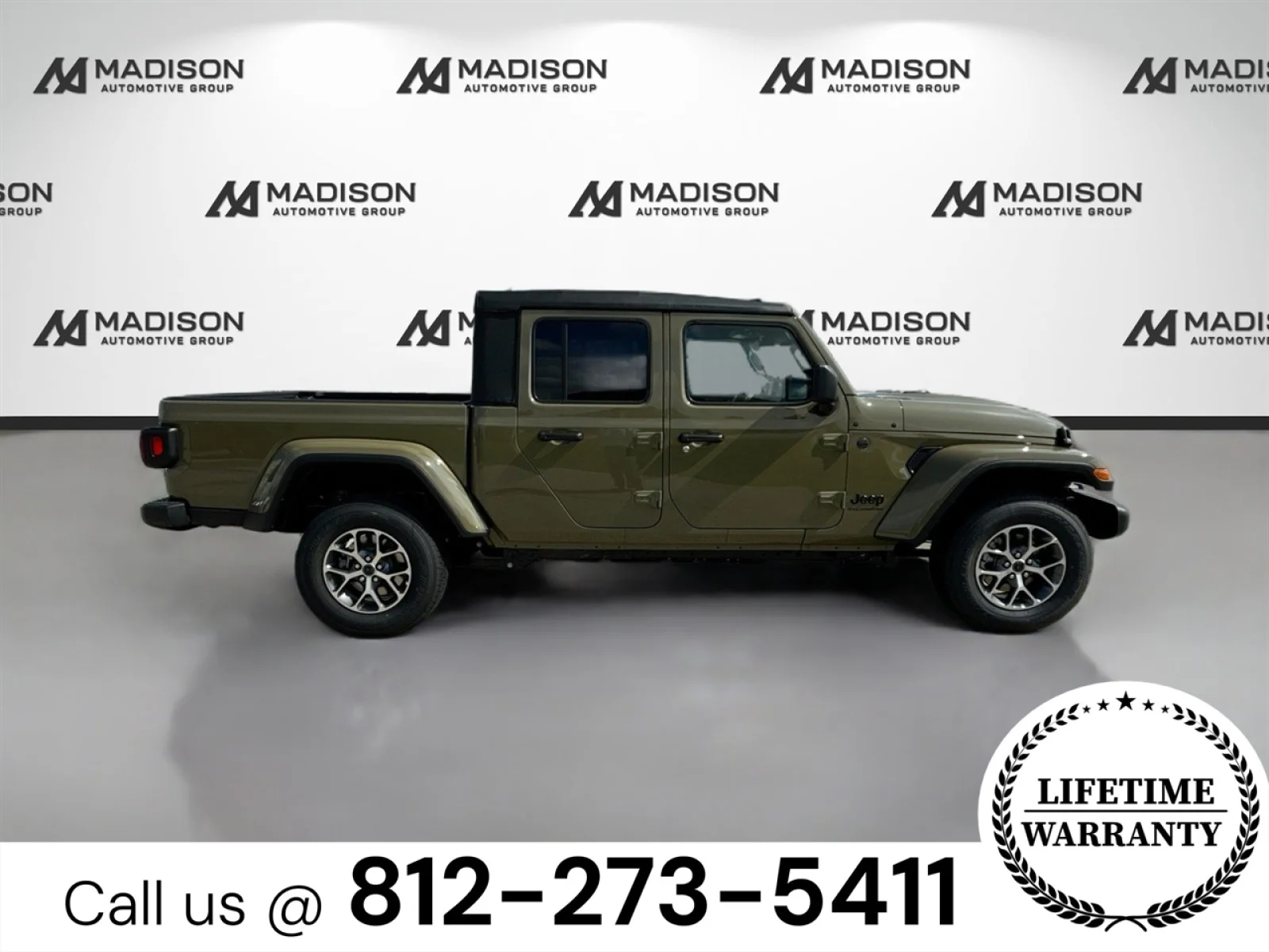 New 2025 41 Jeep Sport S image 4