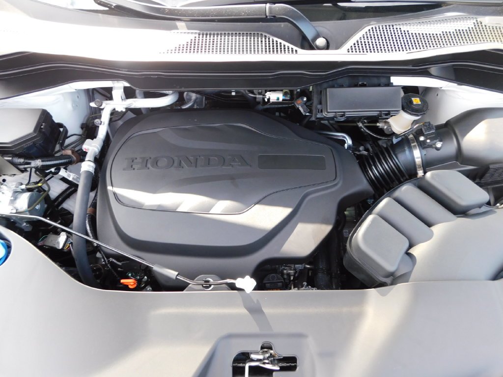 New 2026 Platinum White Pearl Honda Black Edition image 40