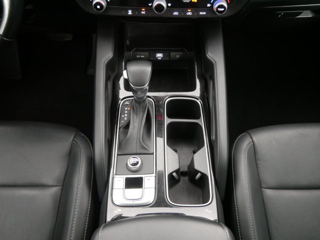 Used 2020 Everlasting Silver Kia LX image 25