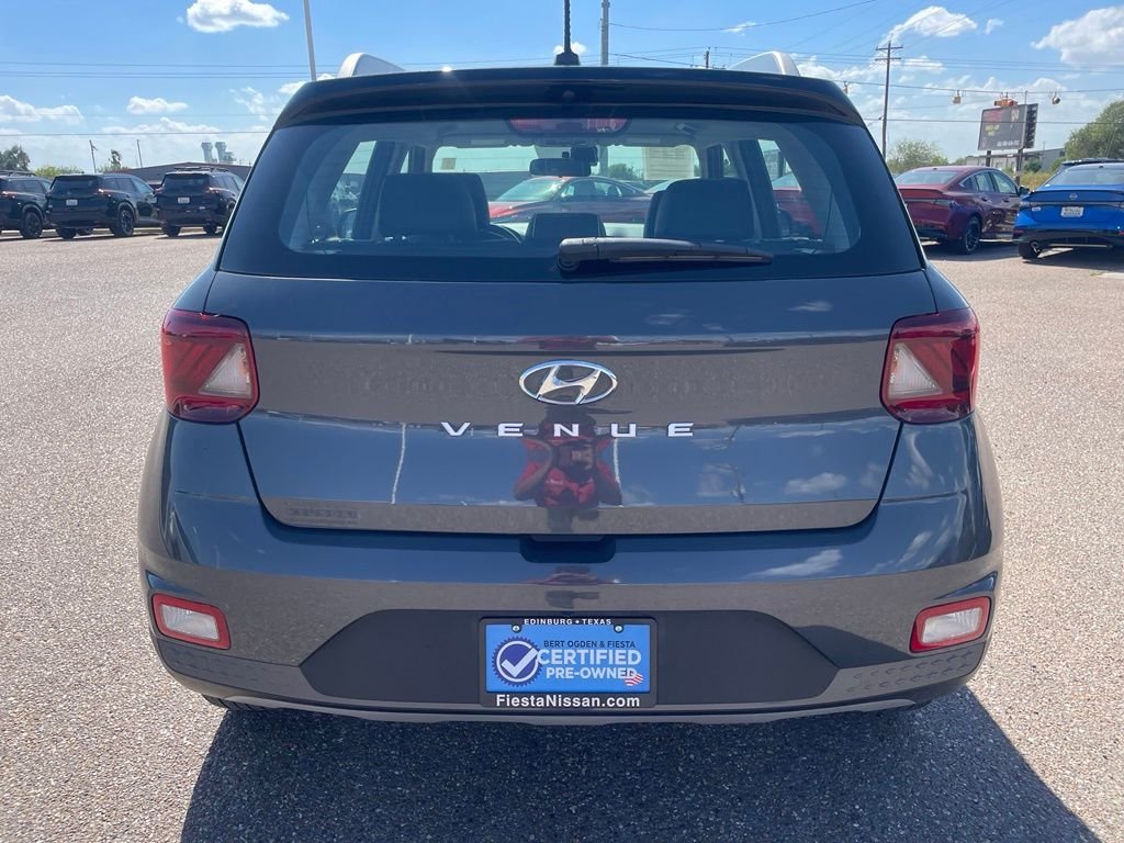 Used 2024 Gray Hyundai Limited image 6
