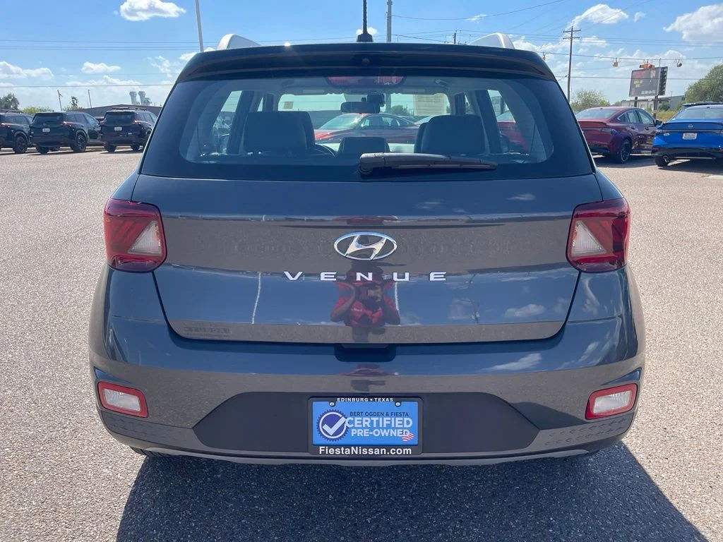 Used 2024 Gray Hyundai Limited image 6
