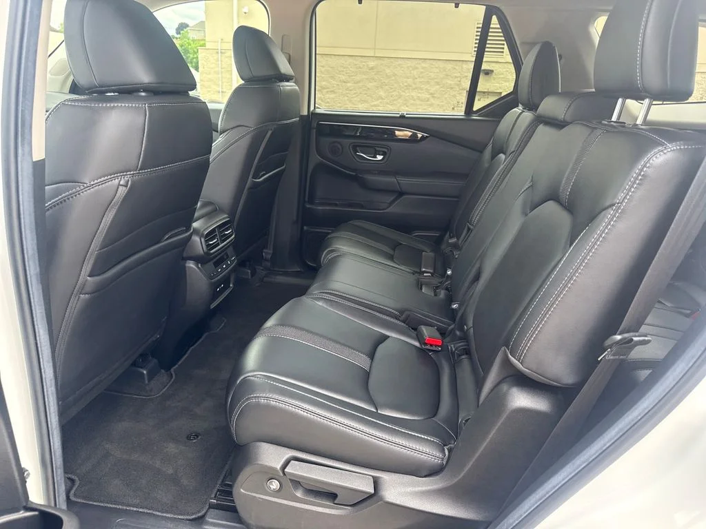 2025 Honda Pilot EX-L - Photo 26