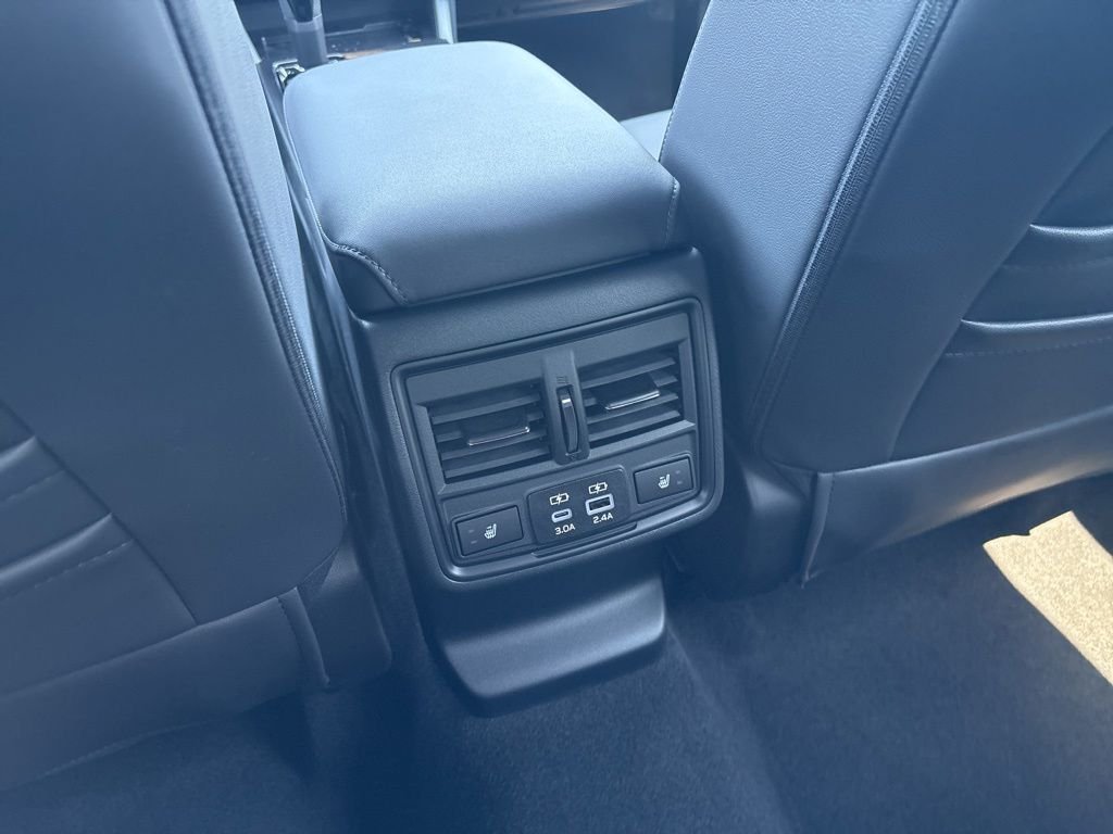 New 2026 ICE SILVER METALLIC Subaru Touring XT image 26