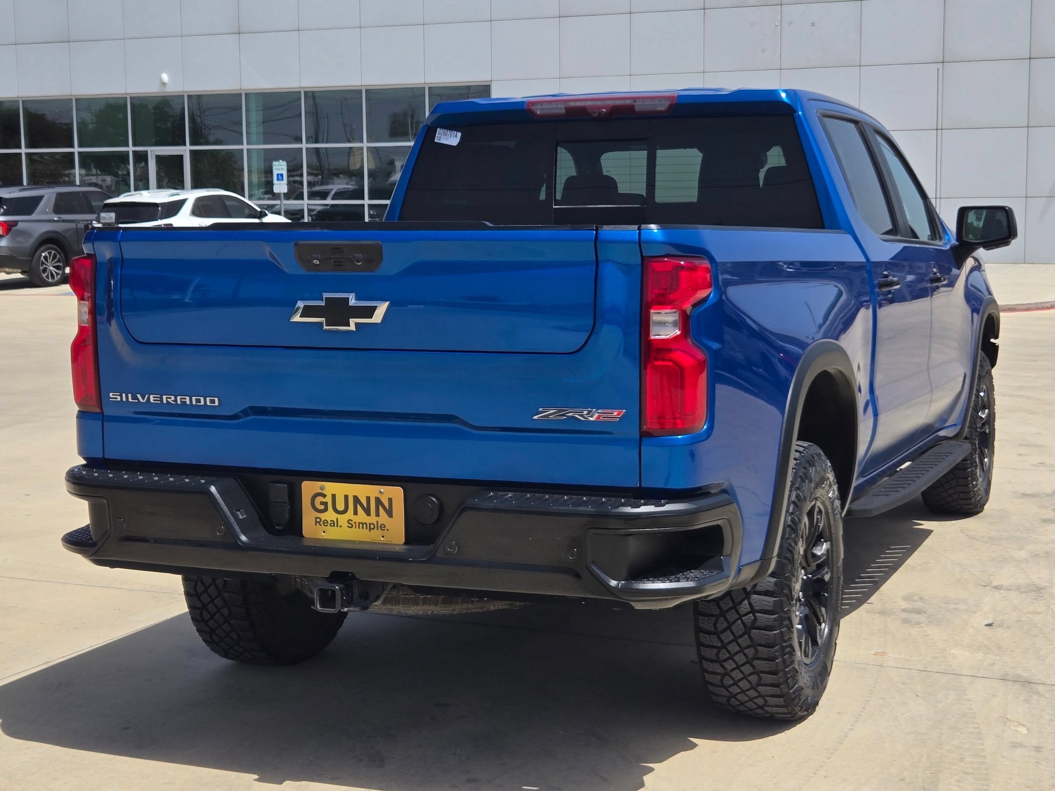 2023 Chevrolet Silverado 1500 ZR2 - Photo 8