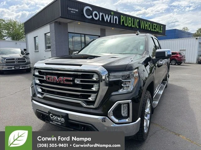 2021 GMC Sierra 4WD Crew Cab Short Box SLT's photo