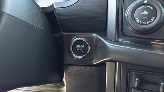 Used 2025 White Ford Tremor image 29