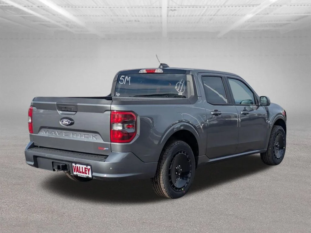 New 2026 Carbonized Gray Metallic Ford Lobo™ image 12