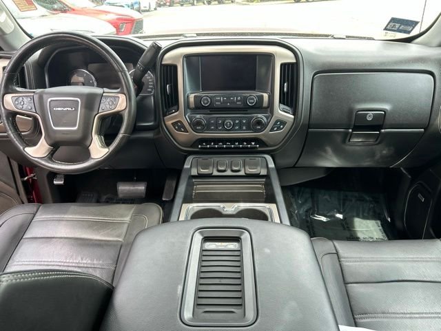 Used 2017 Red GMC Denali image 19