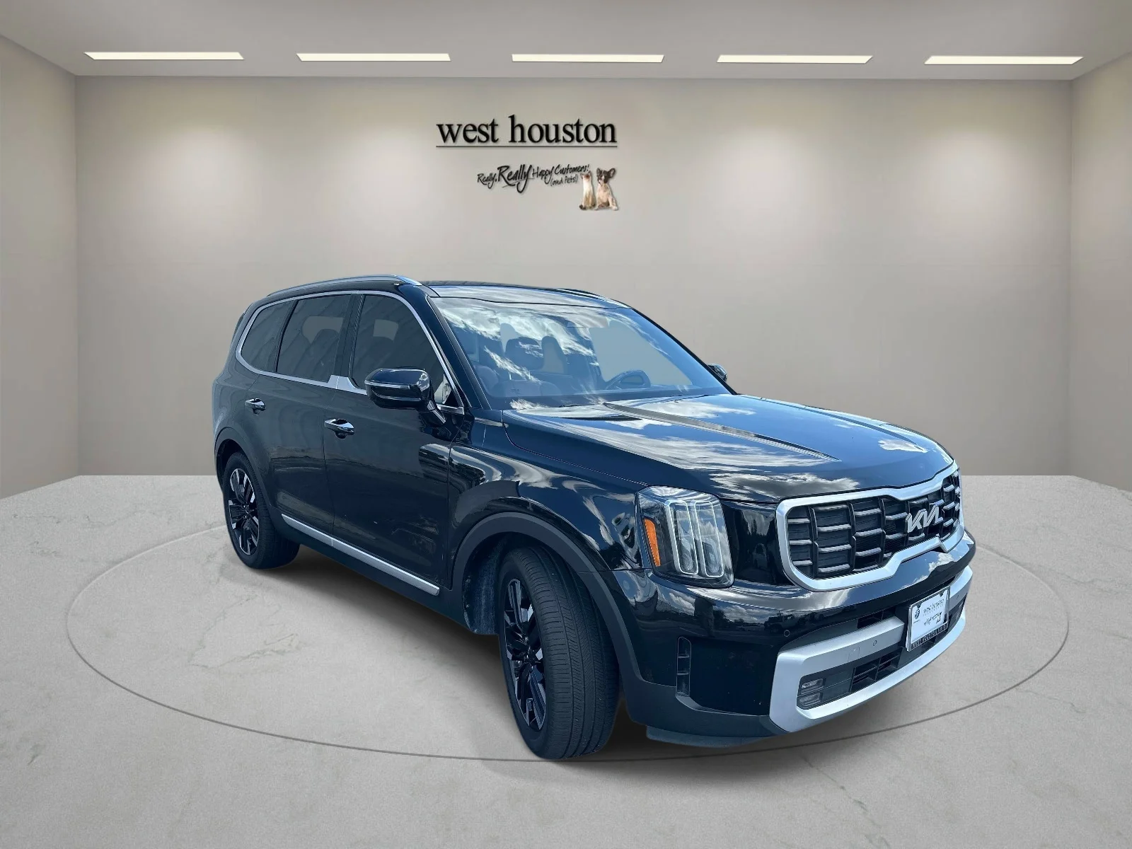 Used 2024 Ebony Black Kia SX FWD image 3