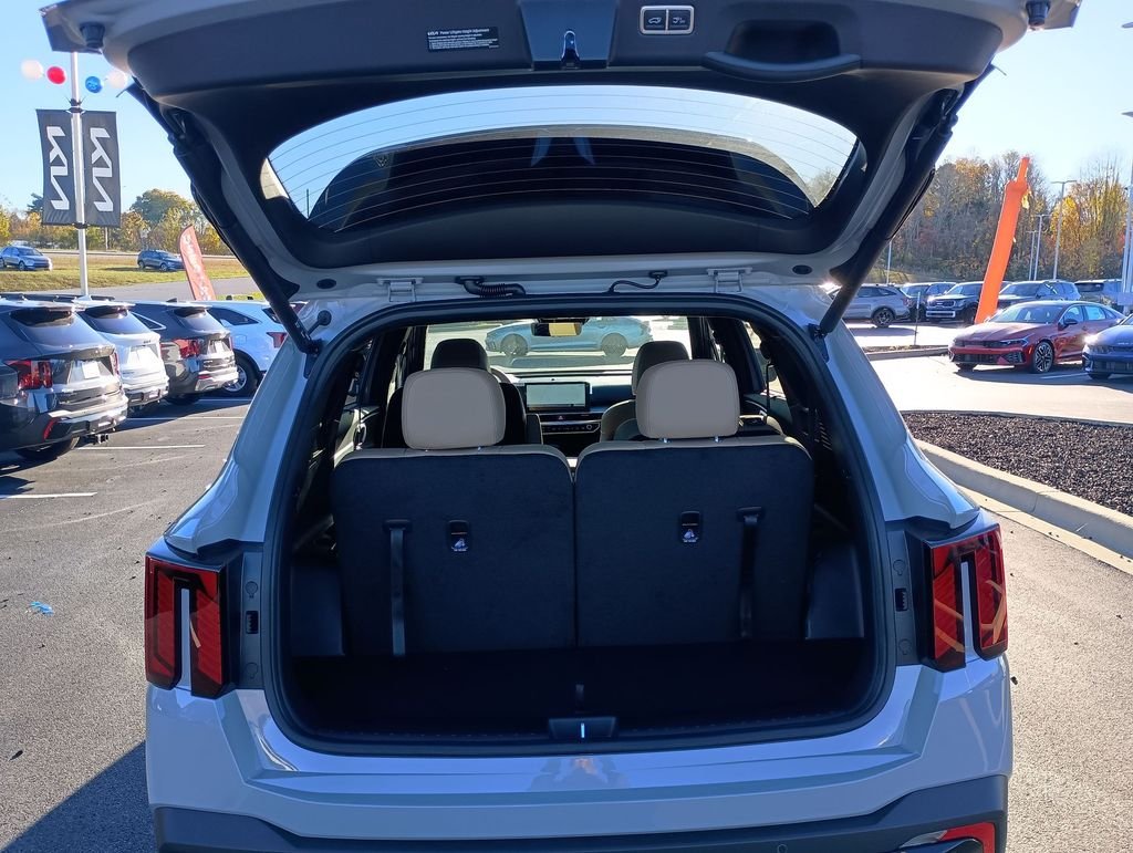 New 2026 Wolf Gray Kia X-Line SX Prestige AWD image 31