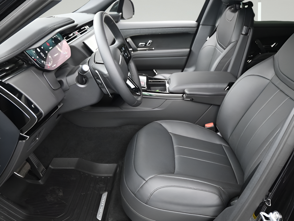 New 2026  Land Rover Dynamic SE image 5