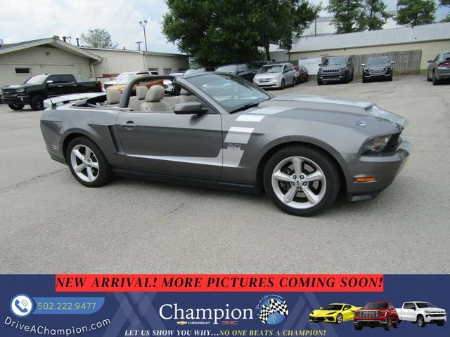Used 2011 Gray Ford GT image 5