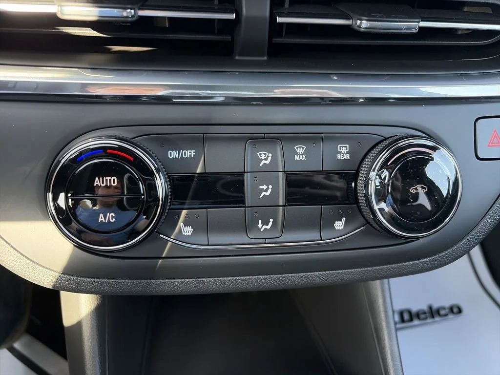 New 2026 Ebony Twilight Metallic Buick Preferred image 24