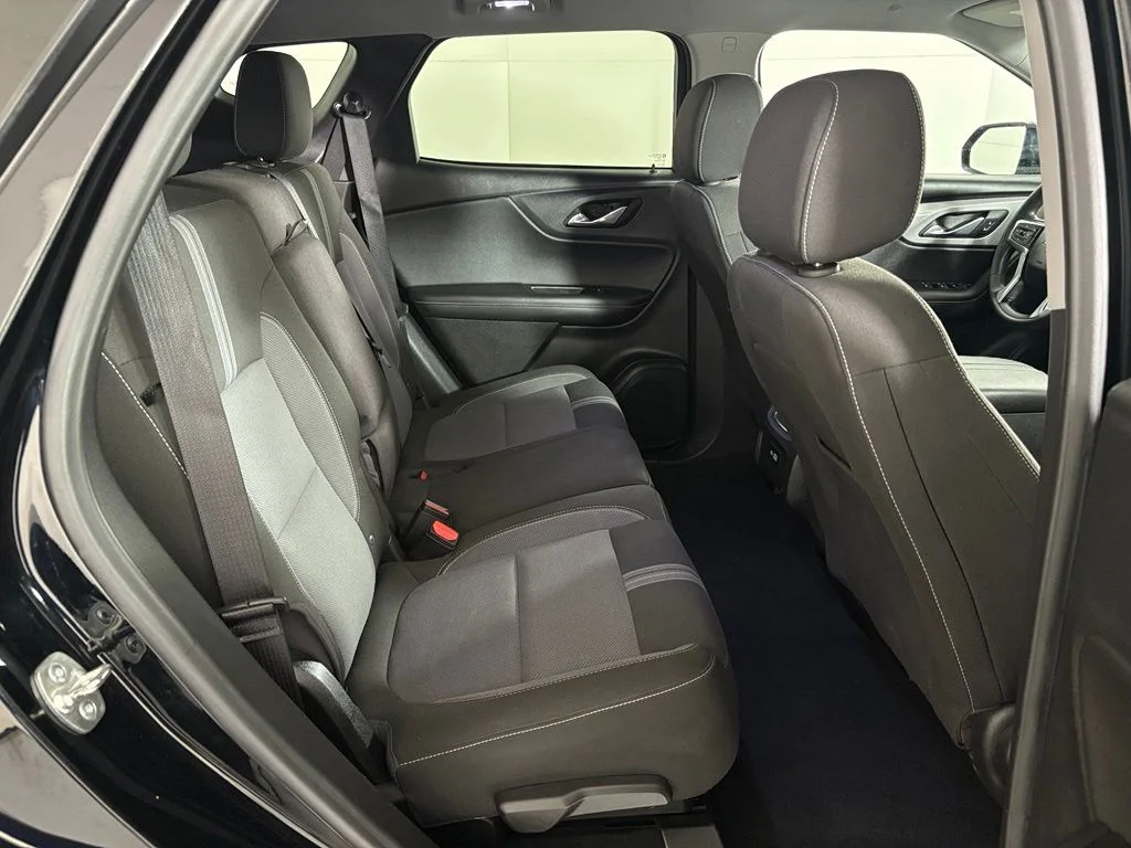 Used 2025 Black Chevrolet LT image 36