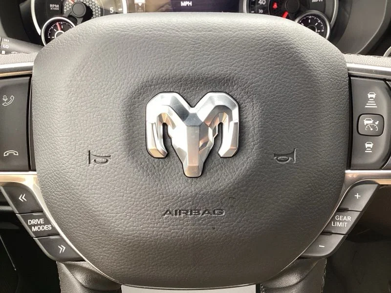 New 2026 Bright White Clear-Coat Exterior Paint RAM Laramie image 29