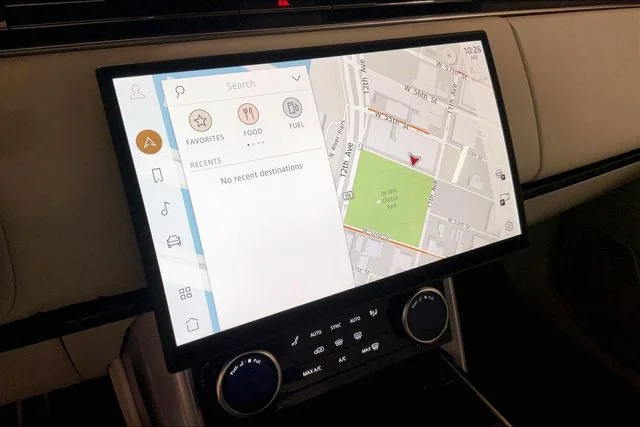 2023 Land Rover Range Rover SE - Photo 21