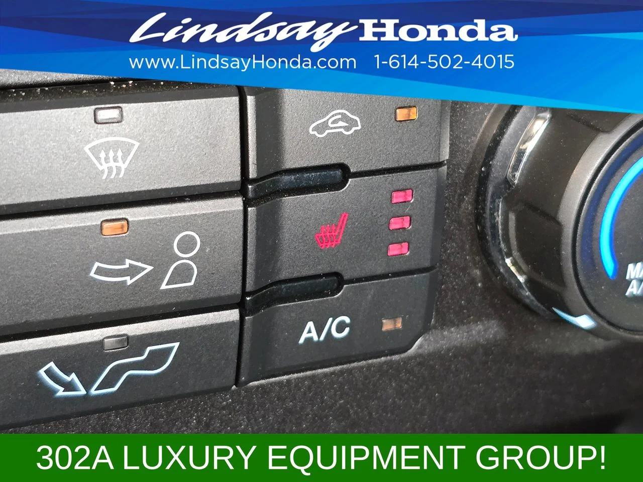 Used 2020 Agate Black Metallic Ford XLT image 19